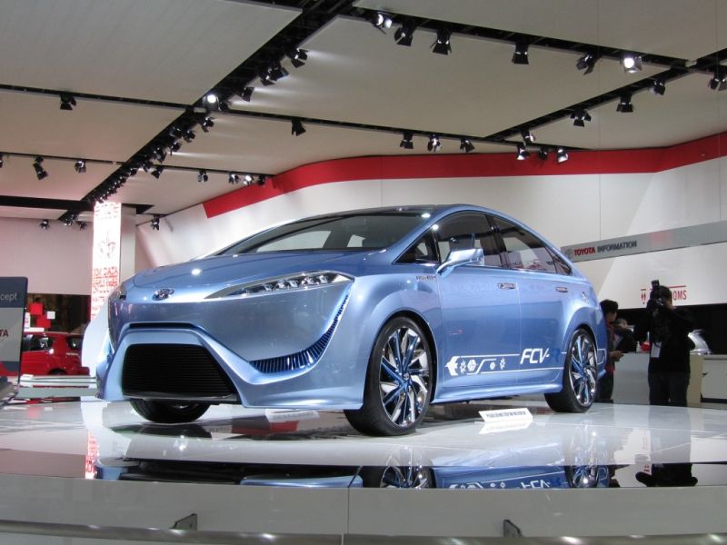 Toyota ces 2014 fuel cells