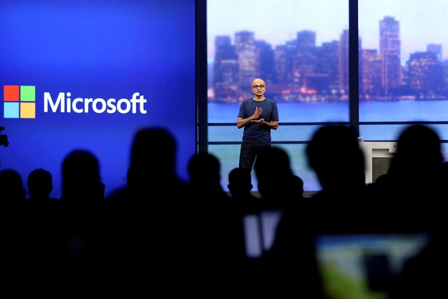 Microsoft CEO Satya Nadella speaks during his keynote address at the company's  "build" conference in San Francisco, California April 2, 2014. REUTERS/Robert Galbraith  (UNITED STATES - Tags: SCIENCE TECHNOLOGY BUSINESS)