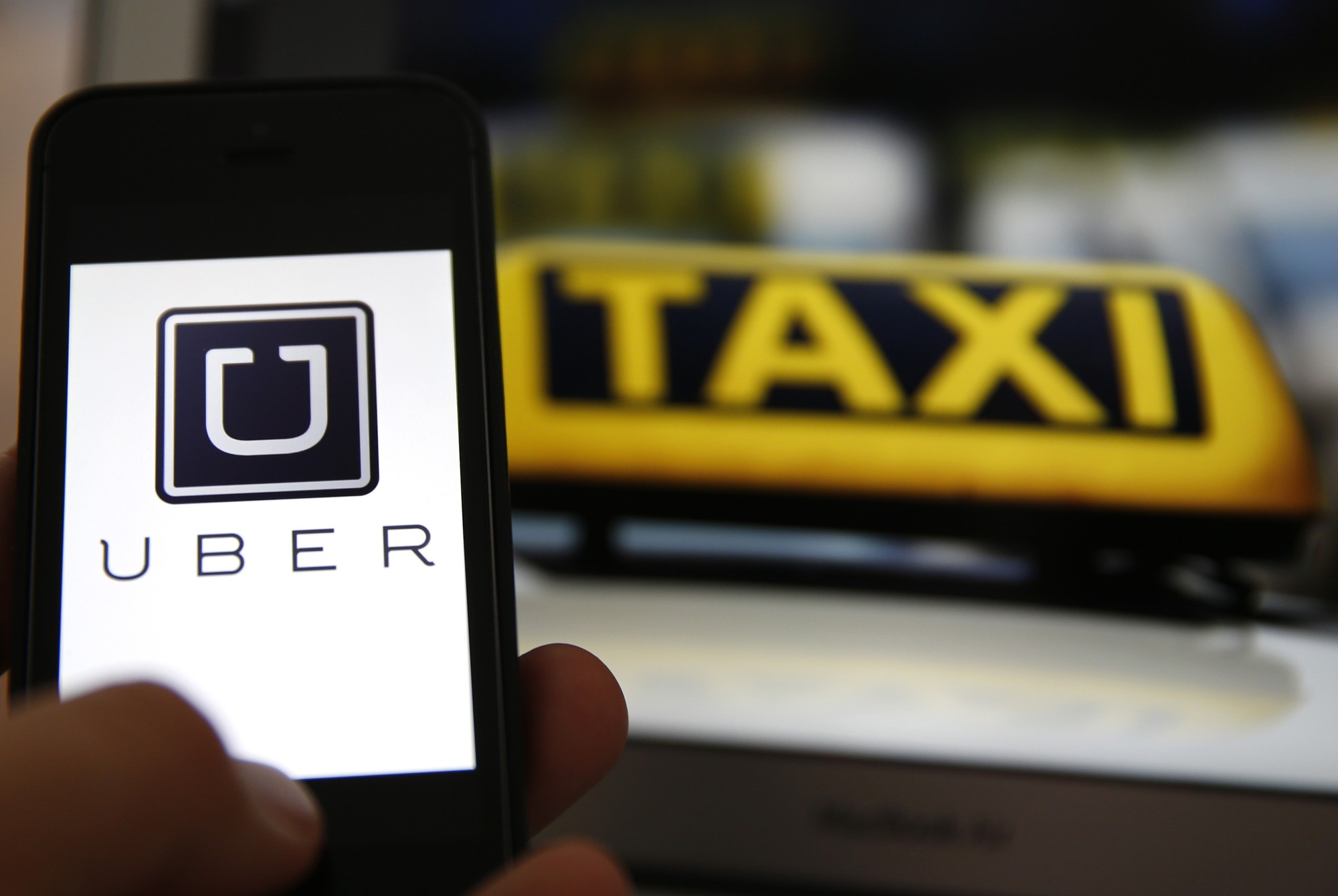 Uber vs Taxi, no es "o uno u otro".