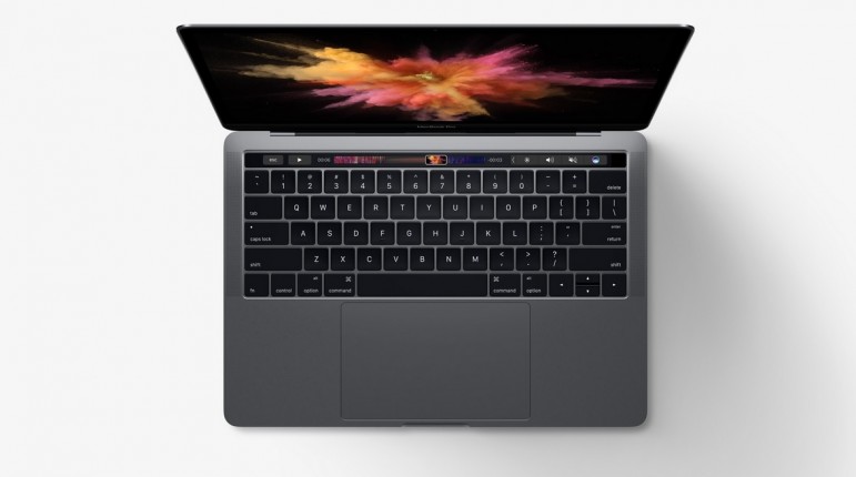 MacBook Pro con TouchBar prohibida en los examenes de abogados en EE.UU